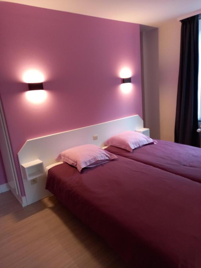 Petite Chatelaine Batiment Les Chevaliers Herbeumont Exterior foto